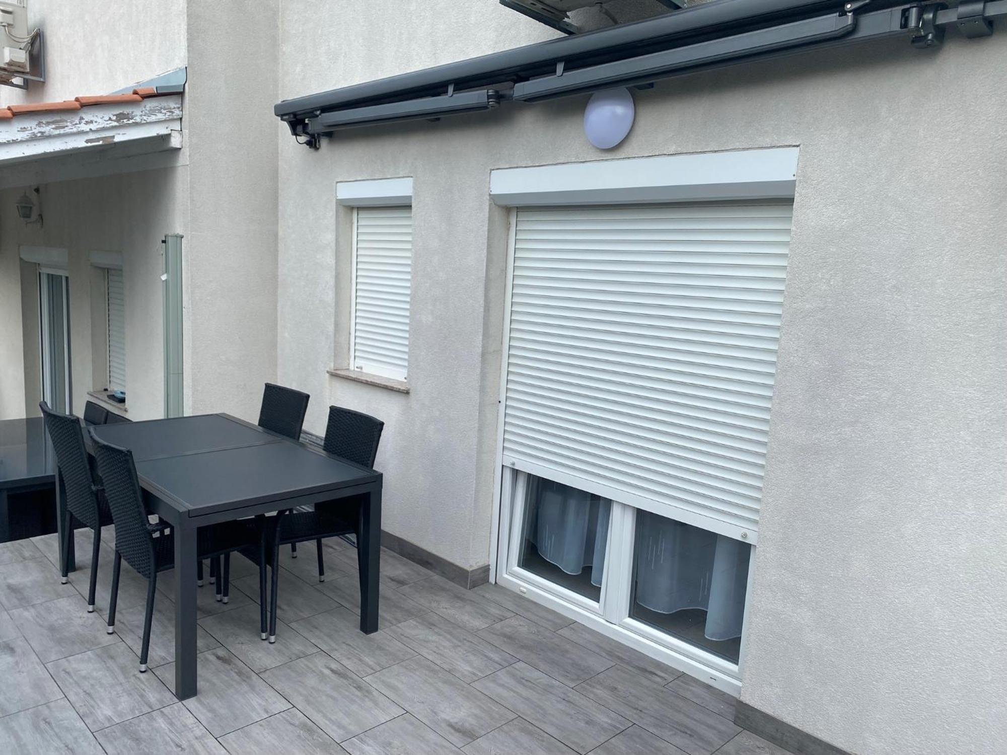 Apartmani Gavran 피로바츠 외부 사진